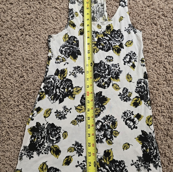 2000s H&M floral printed tank top - Picture 7 of 8